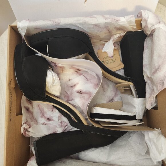 Jessica Simpson Womens Kaliah Ankle-Strap Blo Black Suede from Macy’s - c010 - Picture 5 of 7